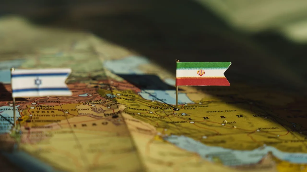 Israel and Iran Pledged Restraint Before Iran Protests, Report Says