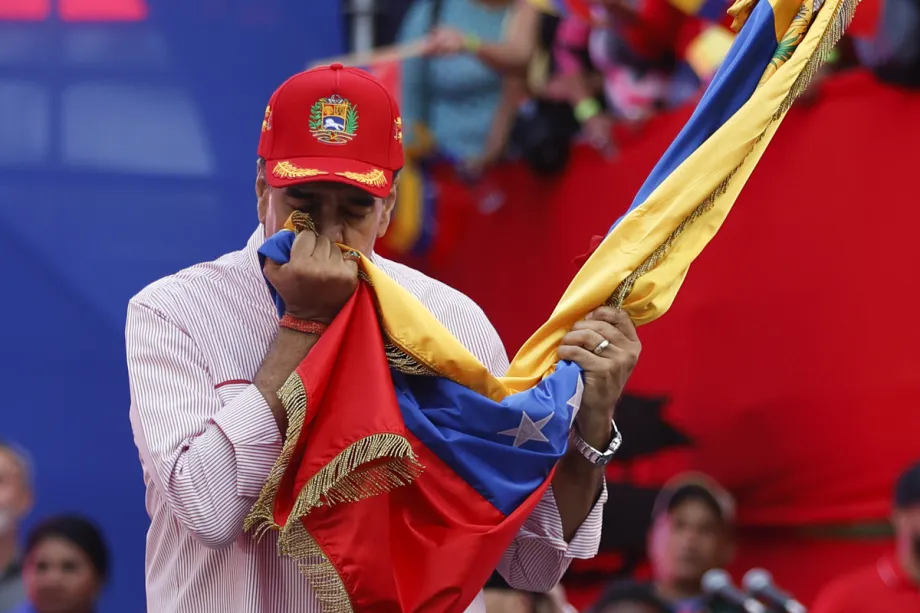 US President Donald Trump announces Venezuela operation claiming Nicolas Maduro captured