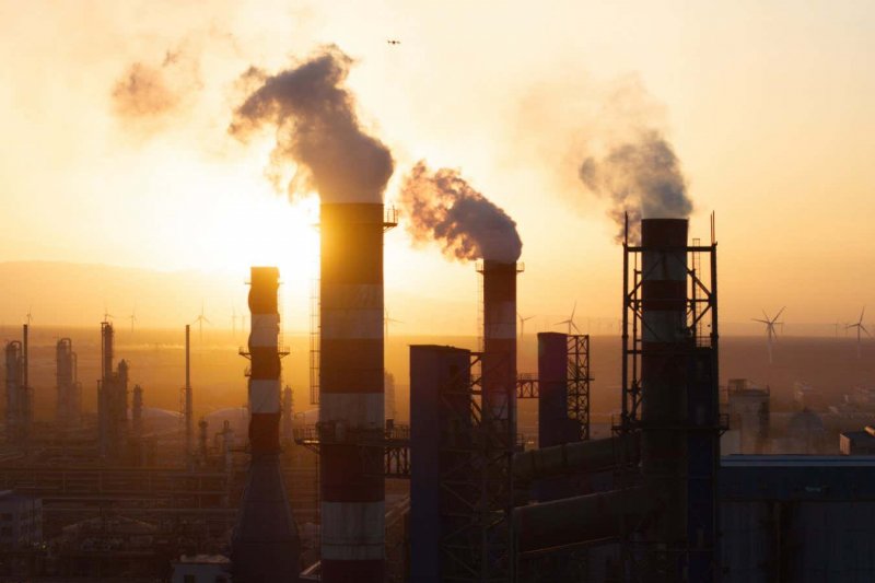 EU carbon market chart showing sharp drop in carbon permit prices