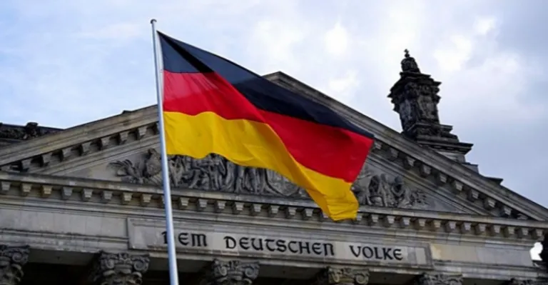 Germany withdraws Baghdad embassy staff