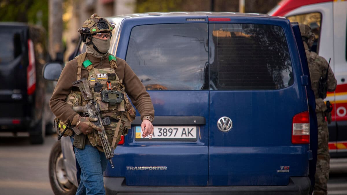 Kyiv attack death toll rises to seven: : Emergency response scene after shooting incident in Kyiv