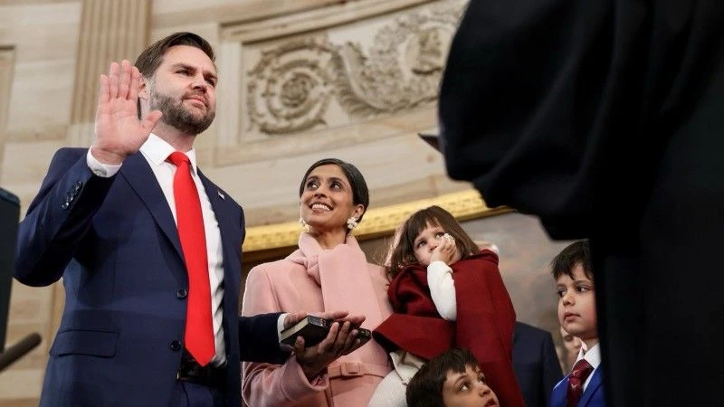 Pentagon dispute over Ukraine policy and military leadership decisions with U.S. officials