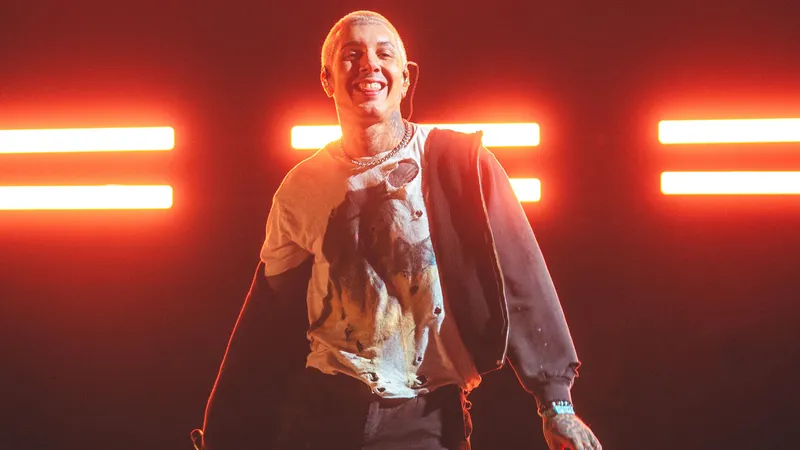 Event Horizon! BMTH take it to the NEx LeVeL as they being