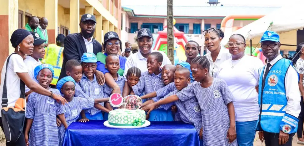 Cakasa Foundation supports Nigerian childrens Day with pupils in Mushin Lagos