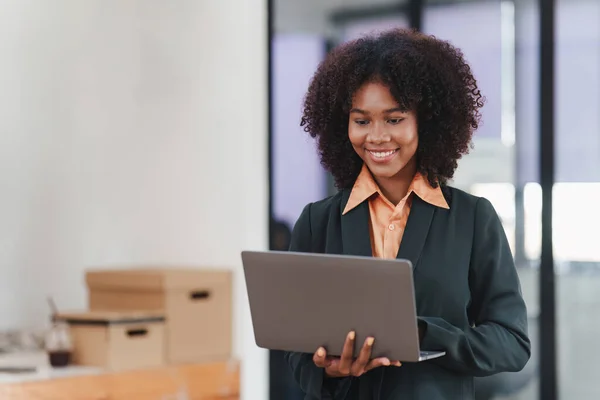 Accountant job in Victoria Island working on financial reports in an office in lagos
