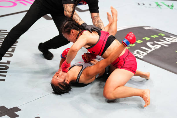 Shi Ming Sends Macau Crowd Into Frenzy As She Chokes Out Puja Tomar