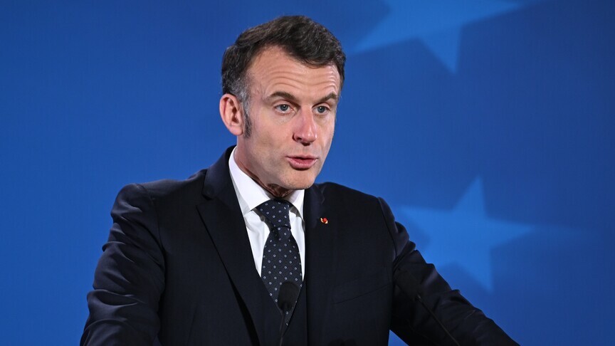 crypto regulation France warning Over Financial Risks and Security Concerns