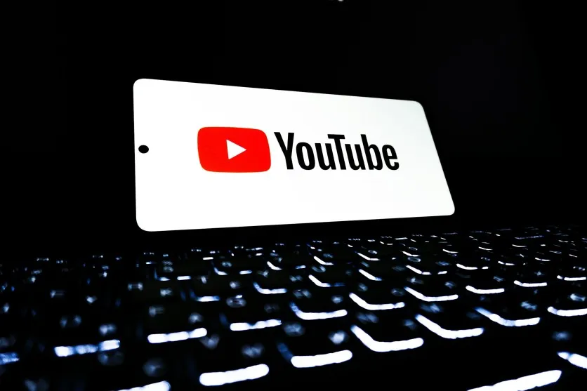 YouTube PiP free rollout