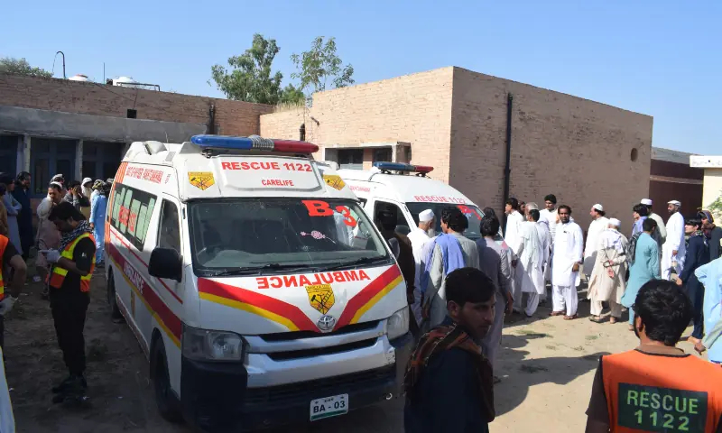 At least 7 killed in twin roadside blasts in northwestern Pakistan