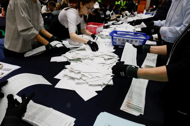 South Korea elections: Exit polls show opposition parties increase majority