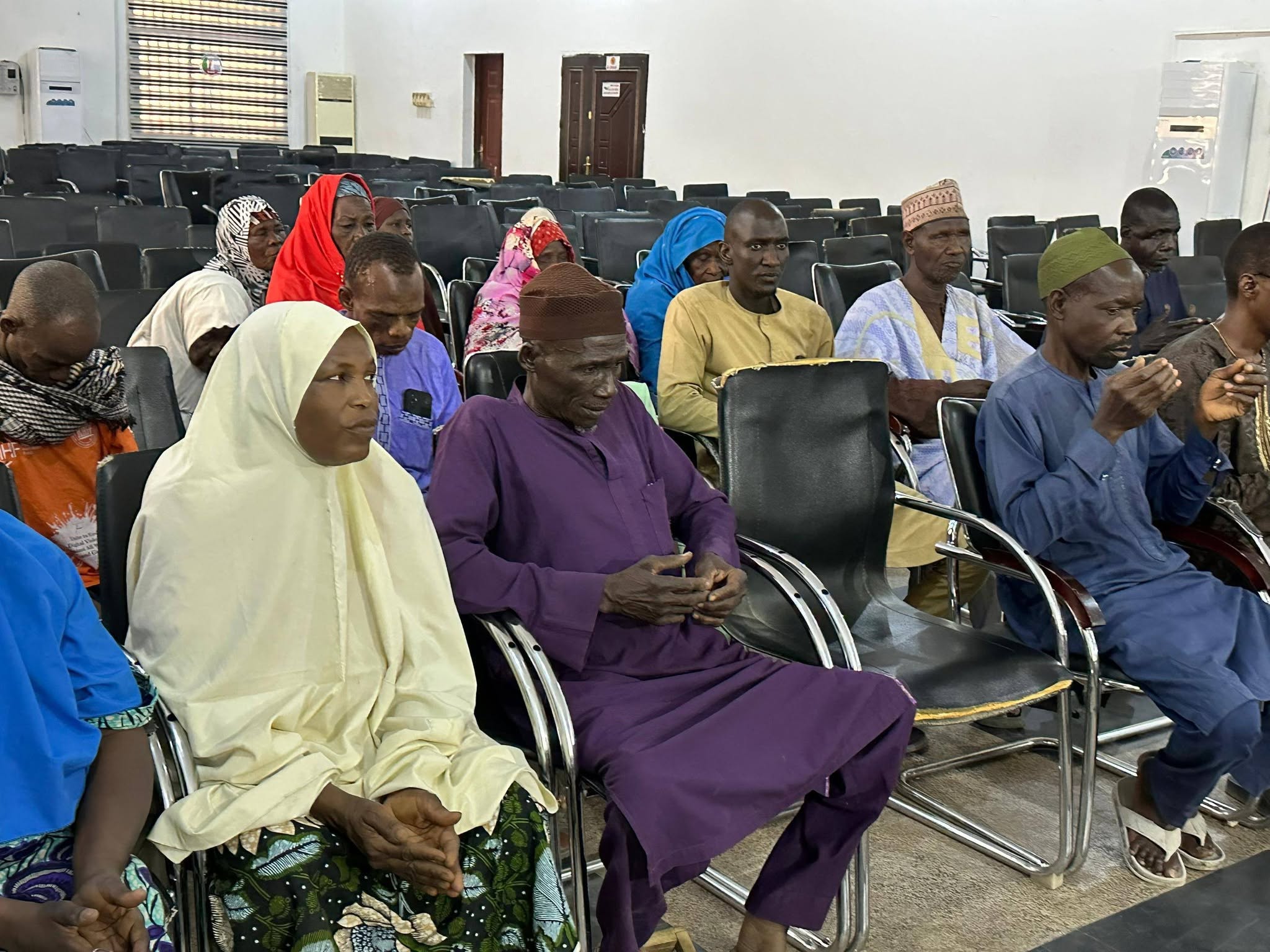 𝗔𝗣𝗖 𝘂𝗿𝗴𝗲𝘀 𝘀𝘂𝗽𝗽𝗼𝗿𝘁 𝗳𝗼𝗿 𝗣𝗪𝗗𝘀, 𝗱𝗶𝘀𝘁𝗿𝗶𝗯𝘂𝘁𝗲𝘀 𝗿𝗲𝗹𝗶𝗲𝗳 𝗺𝗮𝘁𝗲𝗿𝗶𝗮𝗹𝘀 𝗶𝗻 𝗔𝗯𝘂𝗷𝗮