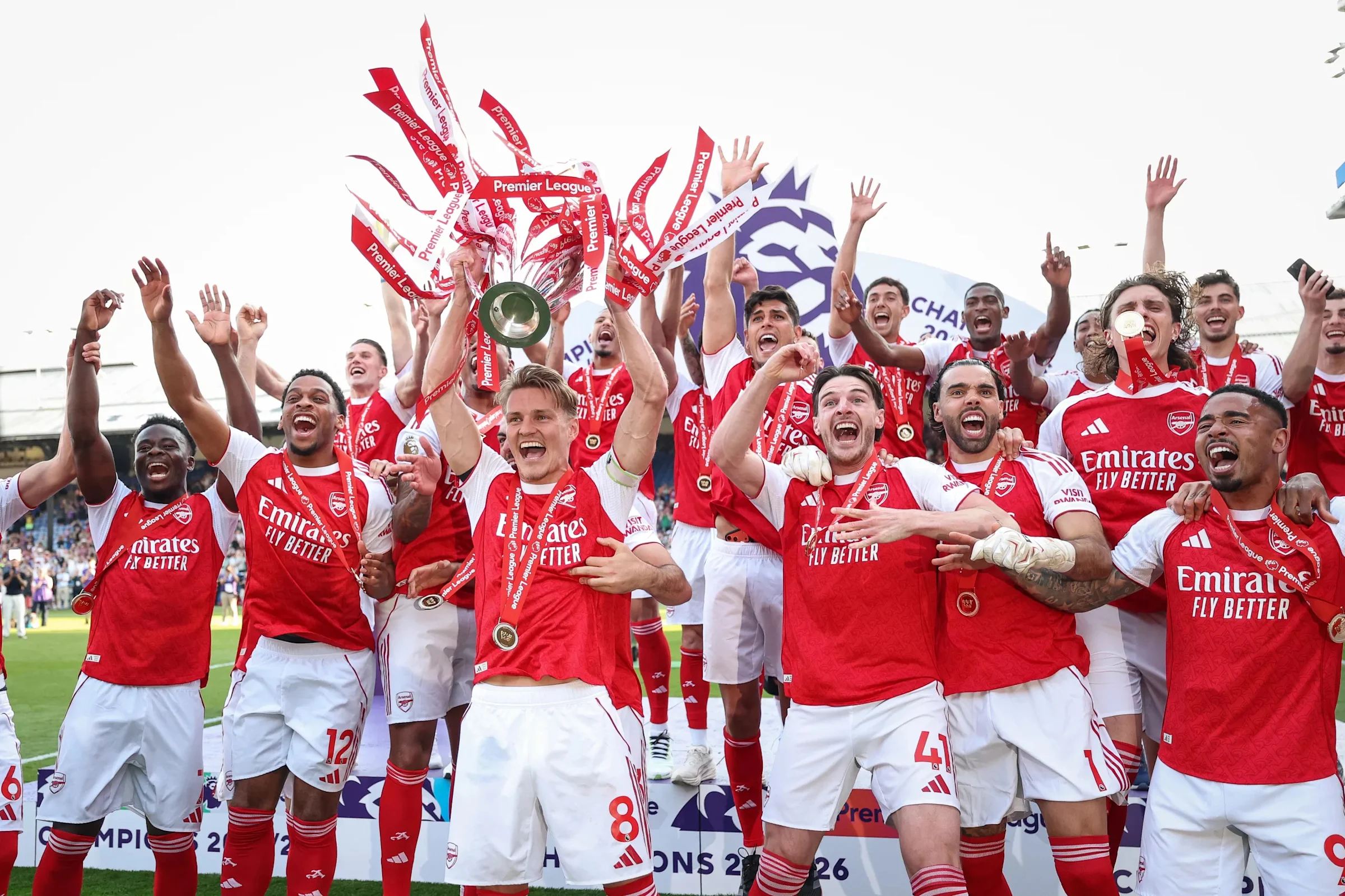 Arsenal starts Premier League title defense against promoted Coventry 