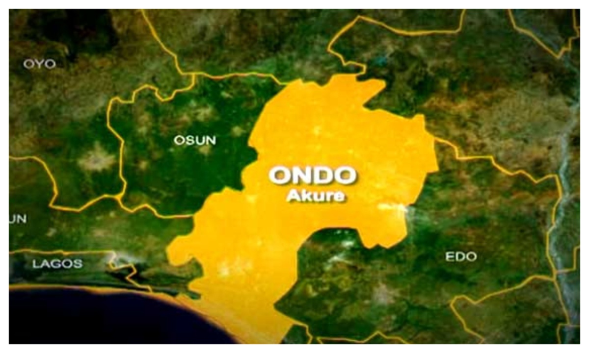 Tanker Driver Shuts Down Lagos–Ore–Benin Expressway Amid Extortion Allegations