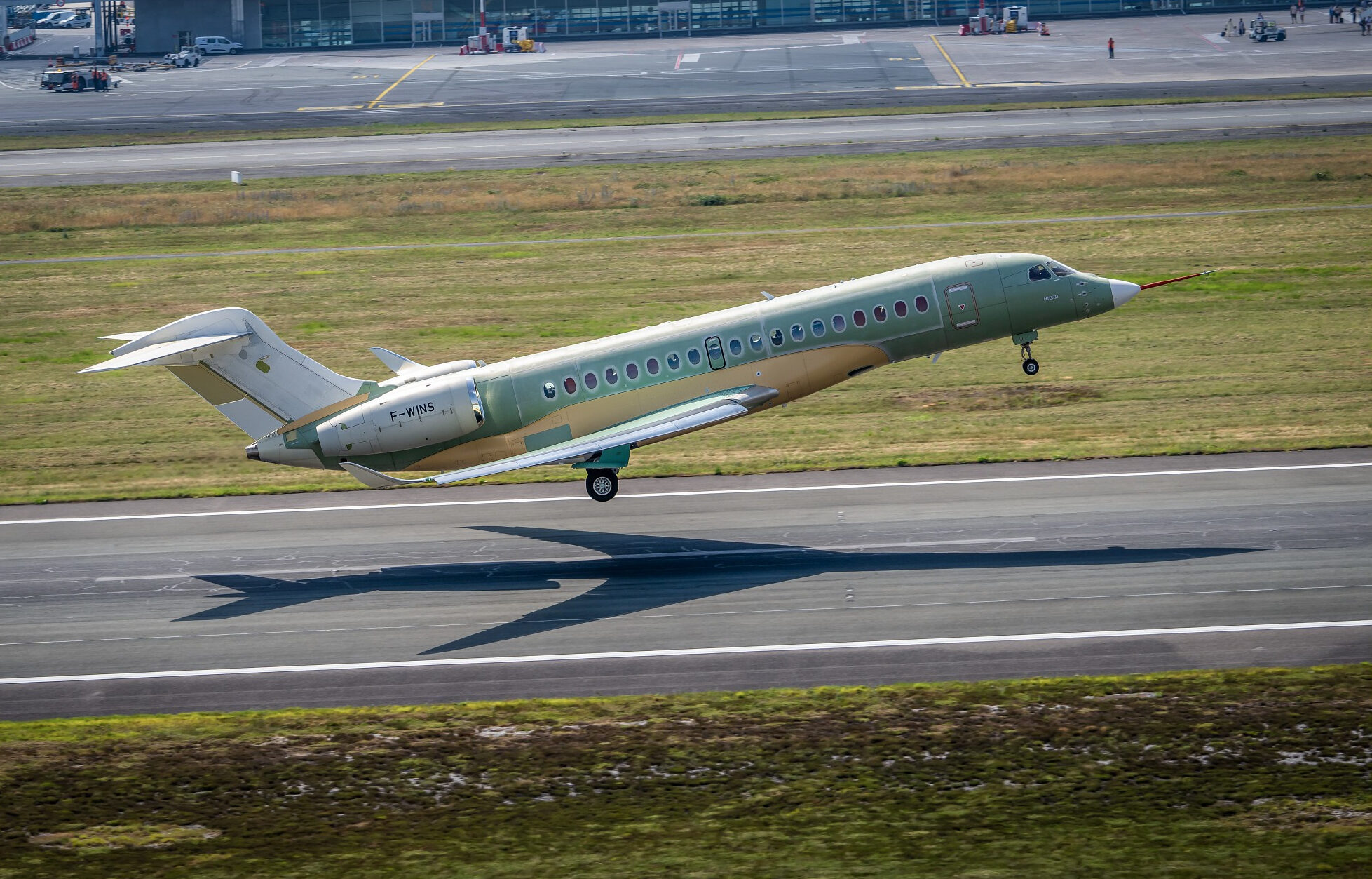 Falcon 10X maiden flight