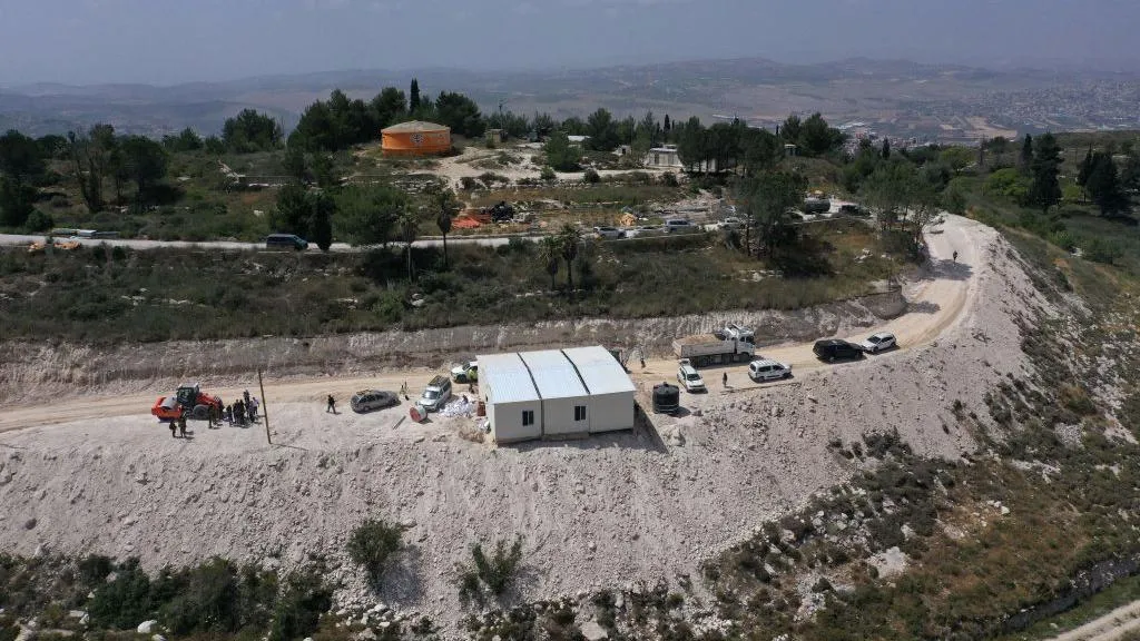 Israel plan for 100 West Bank settlement sites