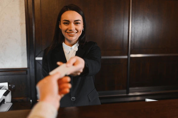 Cashier / Front Desk Officer