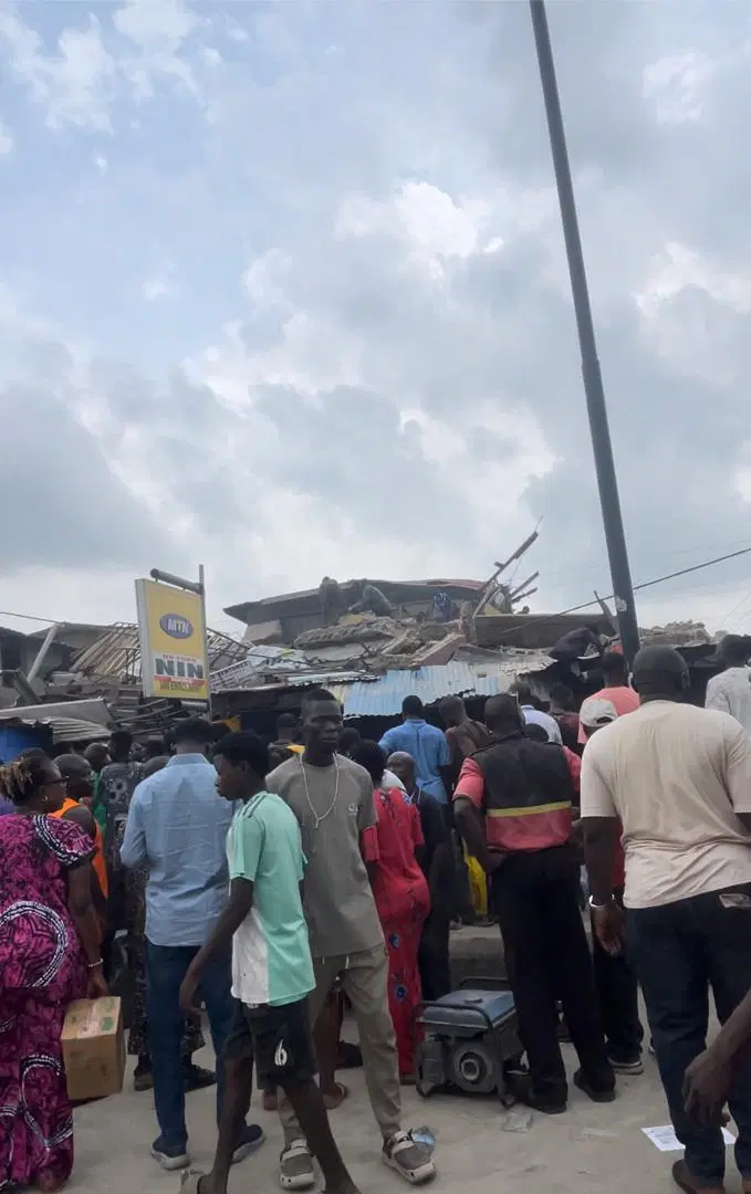 UPDATED: 10 rescued from Lagos building collapse - The Nation Newspaper