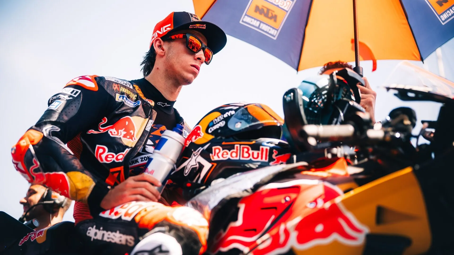 Acosta leads Marc Marquez by 0.006s as MotoGP hits Balaton Park