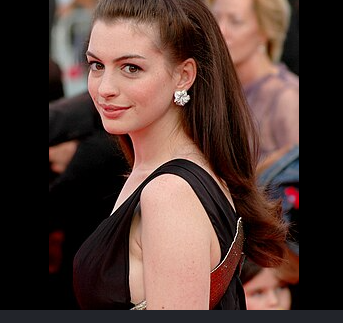 anne-hathaway-biography.jpg