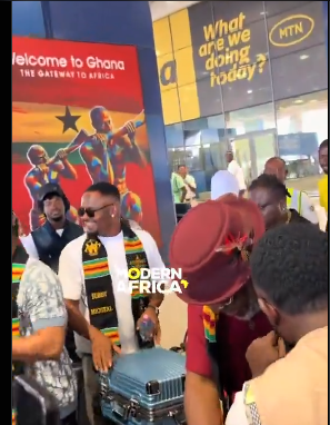 Nollywood stars join Lil Win Ghana movie production in Ghana.