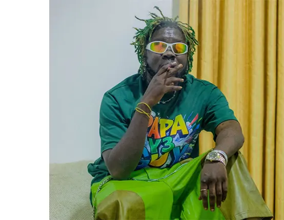 Showboy amid girlfriend affair controversy