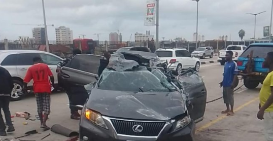 Fatal high speed crash Lagos Coastal Road in Eti-Osa, Lagos.