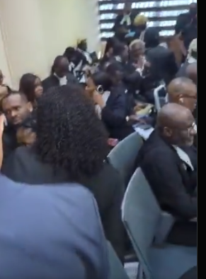  Sowore clashes with lawyer in Abuja courtroom, drawing public attention.