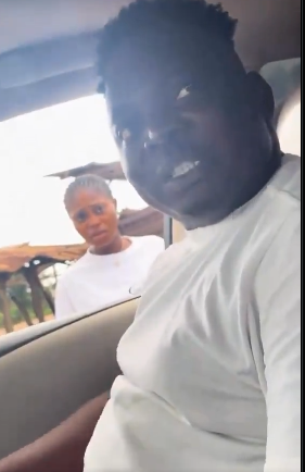 Car front seat dispute video showing a disagreement over who should sit beside the driver