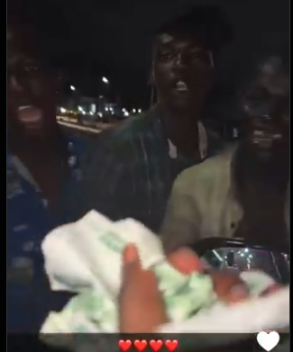 Zlatan Ibile Wedding Cash Gift as Local Youths Celebrate the Singer