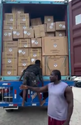 VeryDarkMan container Ratel power stations reportedly imported from China